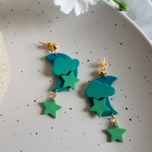 Handcrafted polymer clay earrings - Picture 1 of 3